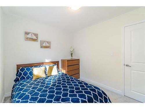 20 Callahan Court, Brampton, ON - Indoor Photo Showing Bedroom