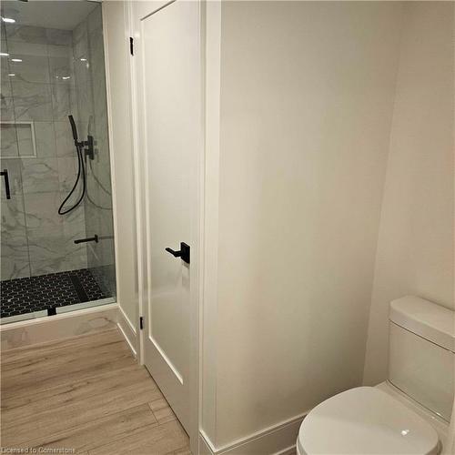 5552 Bourget Drive, Mississauga, ON - Indoor Photo Showing Bathroom