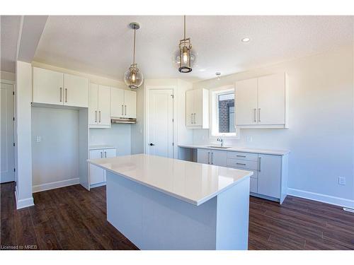 3 Lucas Road, St. Thomas, ON - Indoor Photo Showing Kitchen