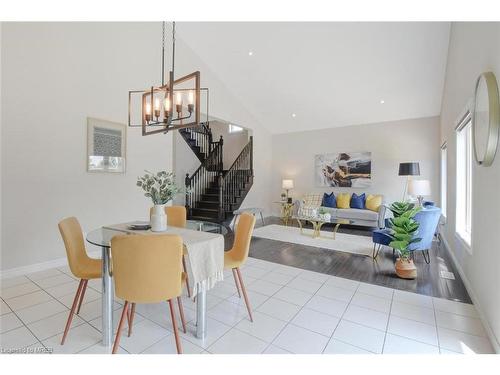 575 Brittania Crescent, Kitchener, ON - Indoor Photo Showing Dining Room