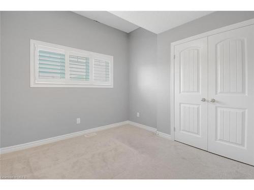 575 Brittania Crescent, Kitchener, ON - Indoor Photo Showing Other Room