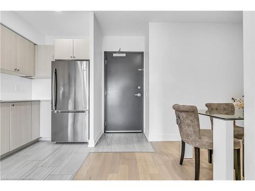 308-310 Broadway Avenue, Orangeville, ON - Indoor Photo Showing Kitchen