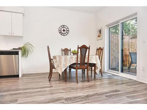 42-110 Fergus Ave Avenue, Kitchener, ON - Indoor Photo Showing Dining Room