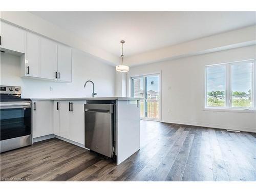 57 George Briar Drive, Brantford, ON - Indoor Photo Showing Kitchen