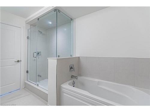 57 George Briar Drive, Brantford, ON - Indoor Photo Showing Bathroom