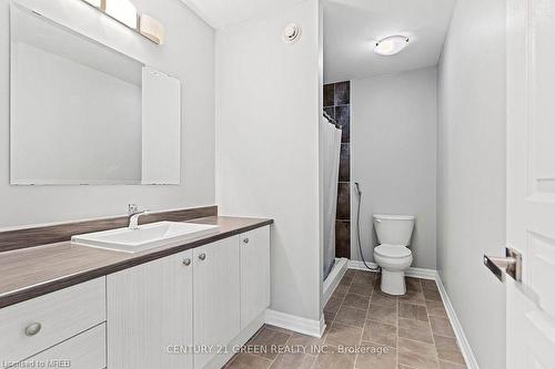 1373 Tremont Drive Drive, Kingston, ON - Indoor Photo Showing Bathroom