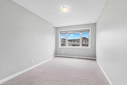 1373 Tremont Drive Drive, Kingston, ON - Indoor Photo Showing Other Room