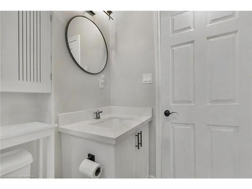 1226 Wigle Avenue, Windsor, ON - Indoor Photo Showing Bathroom