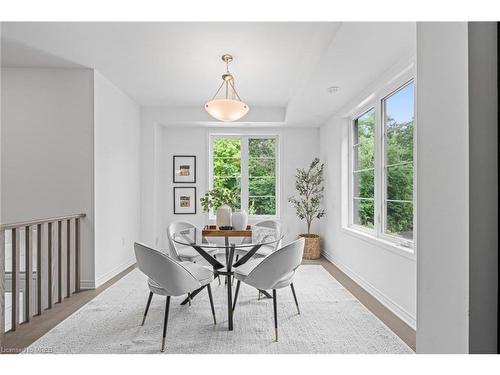 4074 Kadic Terrace, Mississauga, ON - Indoor Photo Showing Dining Room