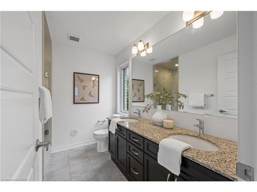 4074 Kadic Terrace, Mississauga, ON - Indoor Photo Showing Bathroom