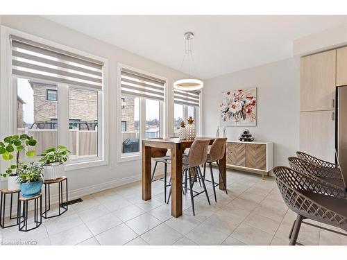 80 Tesla Crescent, Holland Landing, ON - Indoor Photo Showing Dining Room