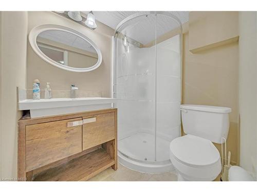 147 Whitwell Drive, Brampton, ON - Indoor Photo Showing Bathroom