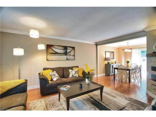 49-1050 Shawnmarr Road, Mississauga, ON - Indoor Photo Showing Living Room With Fireplace