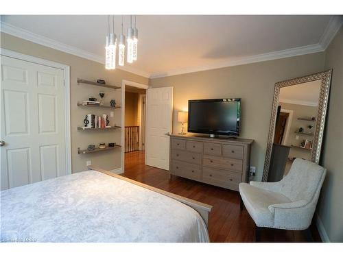 49-1050 Shawnmarr Road, Mississauga, ON - Indoor Photo Showing Bedroom