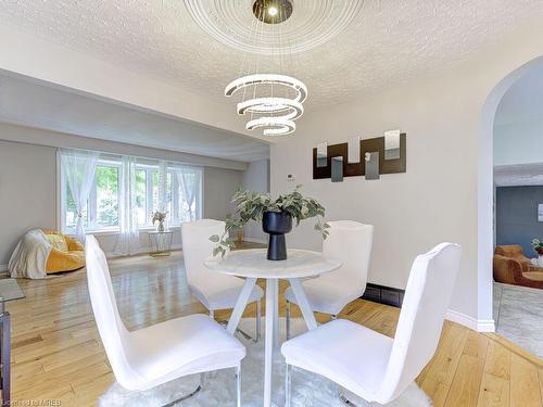 568 Canewood Crescent, Waterloo, ON - Indoor Photo Showing Dining Room