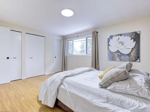 568 Canewood Crescent, Waterloo, ON - Indoor Photo Showing Bedroom