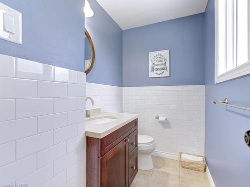 568 Canewood Crescent, Waterloo, ON - Indoor Photo Showing Bathroom