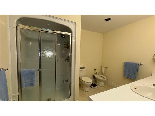 13 Montebello Terrace, Alliston, ON - Indoor Photo Showing Bathroom