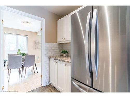 3 Farina Mill Way, Toronto, ON - Indoor Photo Showing Kitchen