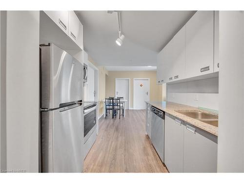 257 Hemlock Street, Waterloo, ON - Indoor Photo Showing Kitchen With Double Sink