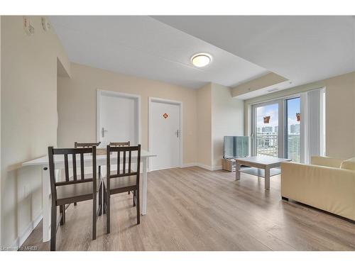 257 Hemlock Street, Waterloo, ON - Indoor Photo Showing Dining Room