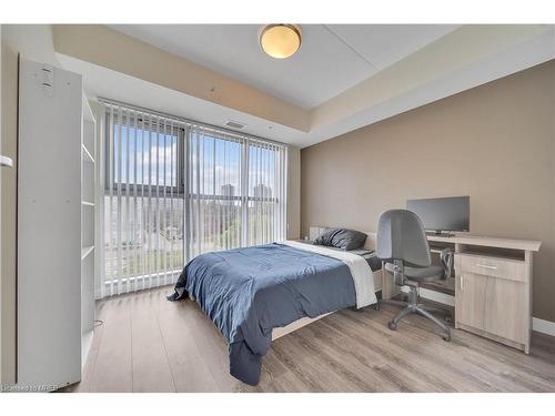 257 Hemlock Street, Waterloo, ON - Indoor Photo Showing Bedroom