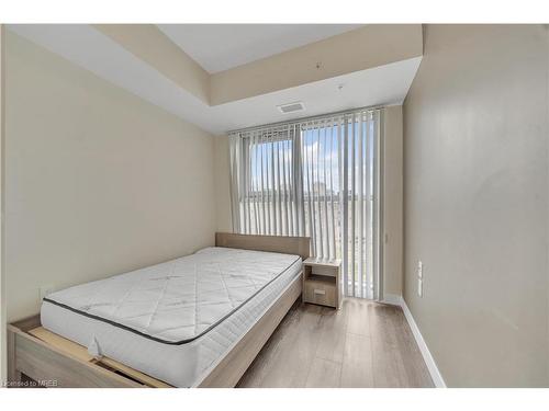 257 Hemlock Street, Waterloo, ON - Indoor Photo Showing Bedroom