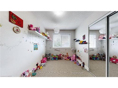 125 Greene Drive, Brampton, ON - Indoor Photo Showing Other Room