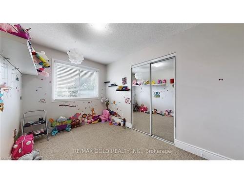 125 Greene Drive, Brampton, ON - Indoor Photo Showing Other Room