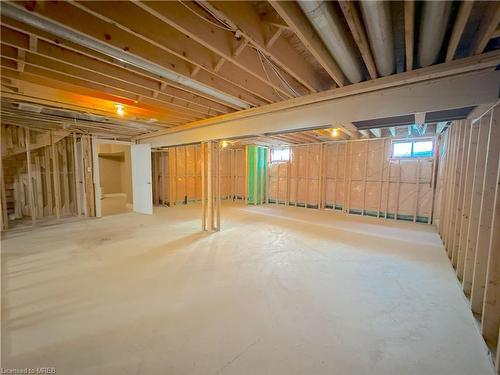 1749 Angus Street, Innisfil, ON - Indoor Photo Showing Basement