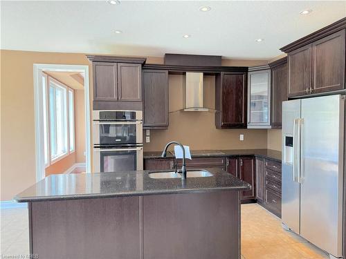 1749 Angus Street, Innisfil, ON - Indoor Photo Showing Kitchen