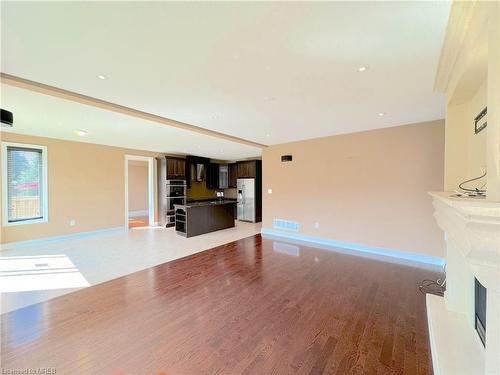 1749 Angus Street, Innisfil, ON - Indoor Photo Showing Other Room