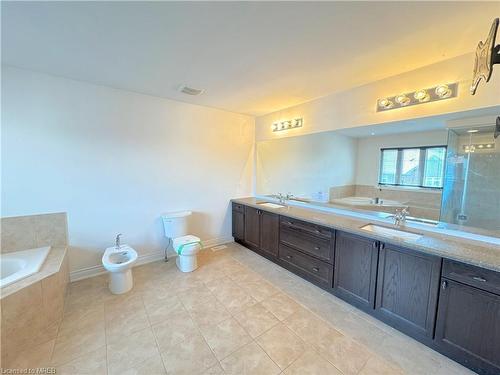 1749 Angus Street, Innisfil, ON - Indoor Photo Showing Bathroom