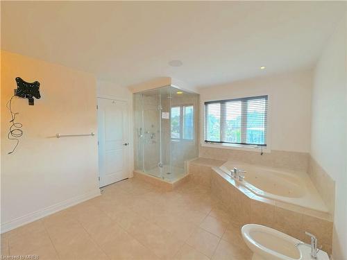 1749 Angus Street, Innisfil, ON - Indoor Photo Showing Bathroom