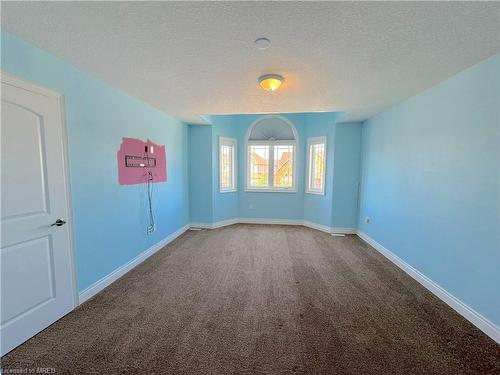 1749 Angus Street, Innisfil, ON - Indoor Photo Showing Other Room