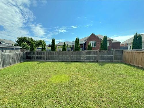 1749 Angus Street, Innisfil, ON - Outdoor With Backyard