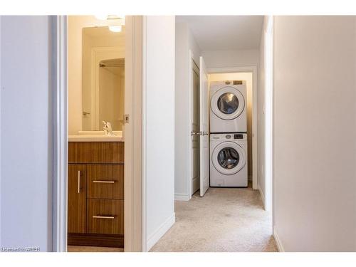 80 Monarch Street, Welland, ON - Indoor Photo Showing Laundry Room