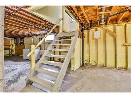 877 Condor Drive, Burlington, ON - Indoor Photo Showing Basement