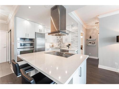 Ph404-88 Palace Pier Court, Toronto, ON - Indoor Photo Showing Kitchen With Upgraded Kitchen