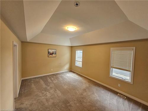 149 Susan Drive, Fonthill, ON - Indoor Photo Showing Other Room