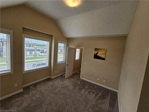 149 Susan Drive, Fonthill, ON - Indoor Photo Showing Other Room