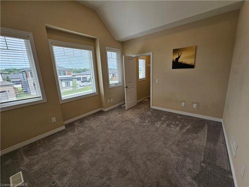 149 Susan Drive, Fonthill, ON - Indoor Photo Showing Other Room