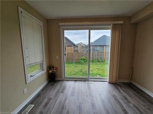 149 Susan Drive, Fonthill, ON - Indoor Photo Showing Other Room