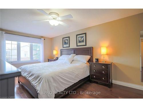 974 Raintree Lane, Mississauga, ON - Indoor Photo Showing Bedroom