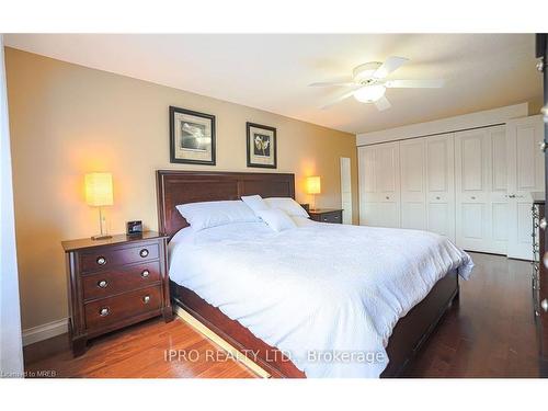 974 Raintree Lane, Mississauga, ON - Indoor Photo Showing Bedroom