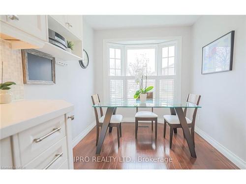 974 Raintree Lane, Mississauga, ON - Indoor Photo Showing Dining Room