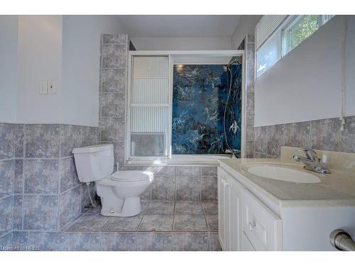 196 Nelson Street, Oakville, ON - Indoor Photo Showing Bathroom