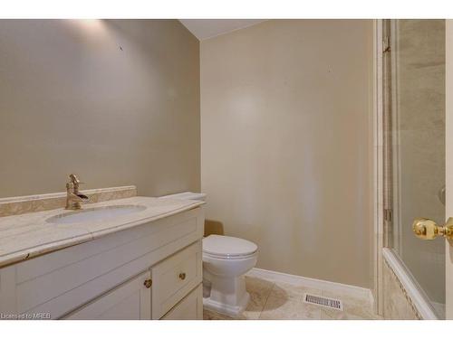 196 Nelson Street, Oakville, ON - Indoor Photo Showing Bathroom