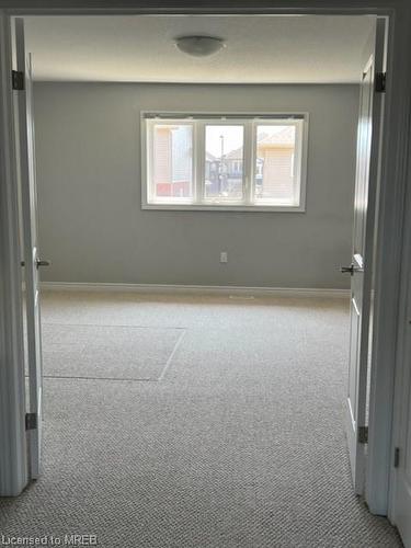 93 Bethune Avenue, Hamilton, ON - Indoor Photo Showing Other Room