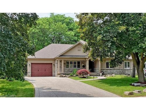 950 Harvey Place, Burlington, ON - Outdoor With Facade